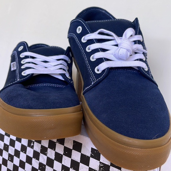 Vans Men’s Skate Chukka Low Dress Blues/Gum
VN0A4BX4FS1
Sneakers - Picture 7 of 16